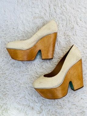 CJG Cream Snakeskin Embossed Platform Heels Wood Chunky Heel 40 / 9